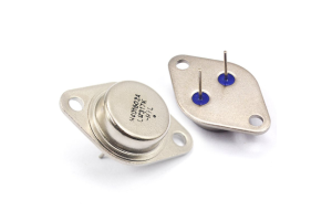Regulator napetosti LM317K (1.2V-37V): pinout, celotna razčlenitev podatkovnih listov in aplikacije za ključne ključe