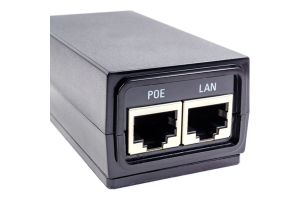Pojasnjeno napajanje prek etherneta (PoE): kako napaja naprave in podatke